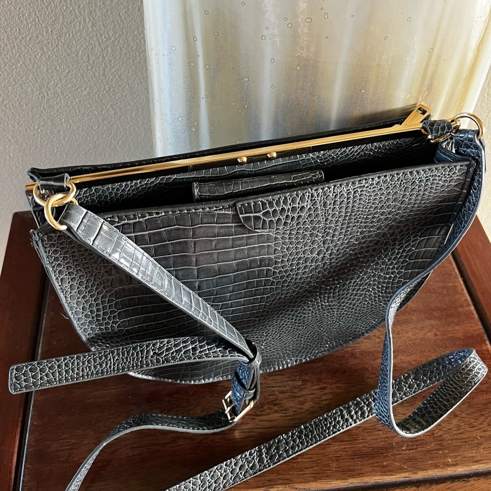 A NEW DAY Gray Croc with Gold Details Crossbody Bag - Picture 15 of 16